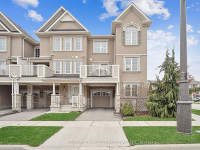 3+1 Beds / 3 Baths Freehold Townhome in Rural Oakville