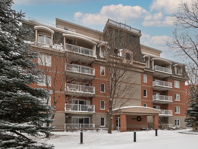 Condo/Apartment for sale, 3440 Boul. Le Carrefour, Apt. PH601, LAVAL, Quebec, in Laval, Canada
