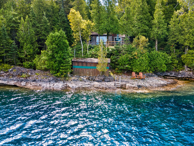 Georgian Bay Waterfront Cottage! Ashley Jackson, RE/MAX