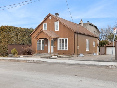 House for sale, 122 Rue East, Gatineau, QC J8P4Z9, CA, in Gatineau, Canada