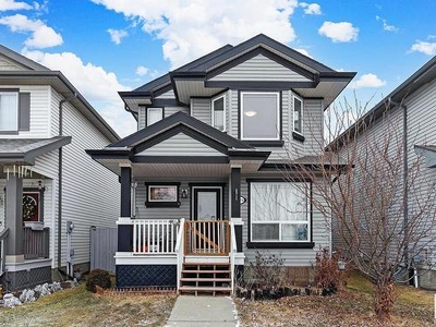 House For Sale In The Hamptons, Edmonton, Alberta