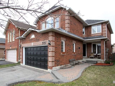 3 Bed, 3 Bath House in Mississauga for RENT