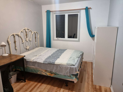 $650 include all, room fully furnished. Gatineau