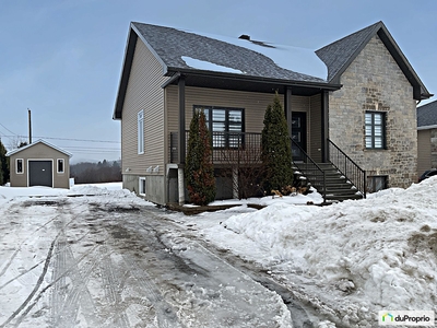 Bungalow for sale Chicoutimi (Chicoutimi-Nord) 4 bedrooms