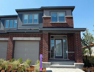CENTRE OF BARRHAVEN - ALL INCL+ PRIVATE BATHROOM - ROOM FOR RENT