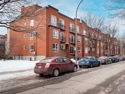Condo/Apartment for sale, 2070 Av. Aird, Mercier/Hochelaga-Maisonneuve, QC H1V3S7, CA , in Montreal, Canada