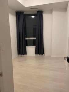 [Downtown] 1 BEDROOM IN SHARED UNIT FOR LONG TERM