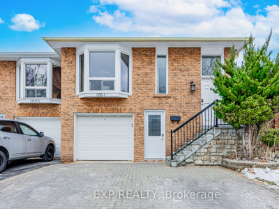 ✨FULLY RENOVATED 4 BEDROOM SEMI DETACHED IN PICKERING!