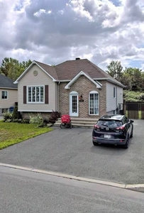 House for sale, 1897 Rue Jacques-Blanchet, Saint-Jérôme, QC J7Z0B3, CA , in Saint-Jérôme, Canada