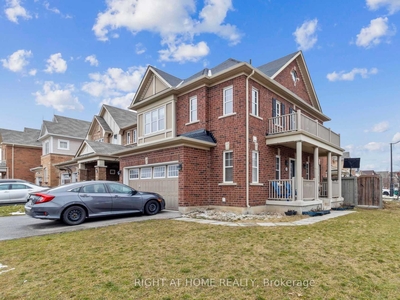 House for sale, 2 Mercedes Rd, in Brampton, Canada