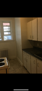 May 1-Two beds apt with 1 parking spot Min away from UOttawa