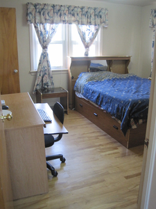 Room near Ottawa Gen. Hosp. $775 for rent, util. and Internet