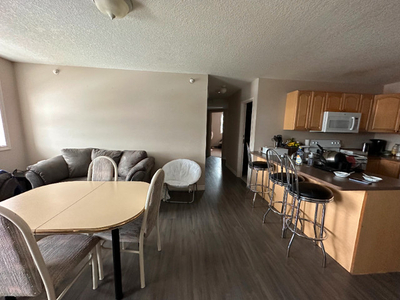 SUMMER WATERLOO SUBLET 5 RM 2 BATH (GIRLS ONLY)