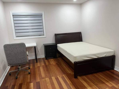 $1250 room in Vaughan with a private bathroom!