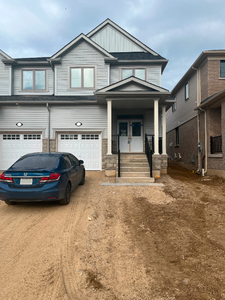 Brand NEW Semi-Detached Home for Rent Fergus, ON