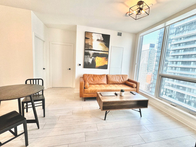 Downtown Toronto - 1 Bed with 1 Bath Condo for Rent - Female