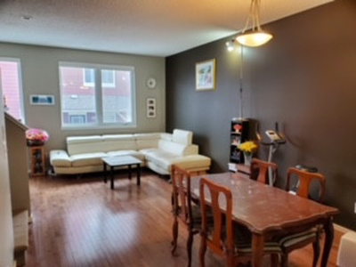Edmonton Townhouse 3 Bed and 2.5 Baths