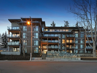 Experience Luxury Living At 1700 Balmoral!