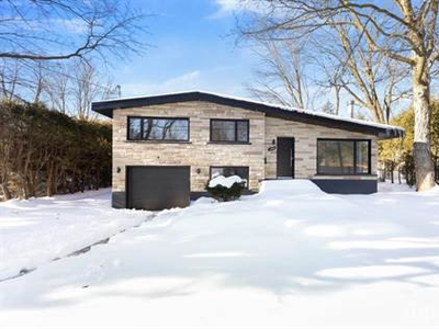 Homes for Sale in Pierrefonds, Montréal, Quebec $998,000
