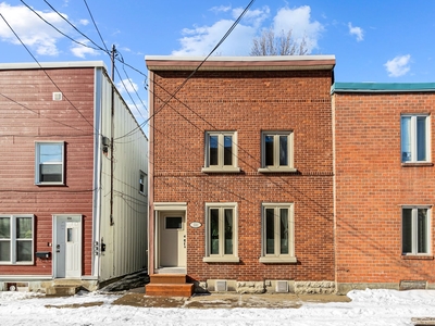 House for sale, 550 Rue Boisseau, La Cité-Limoilou, QC G1N1X2, CA , in Québec City, Canada