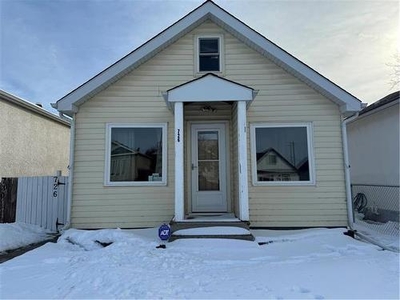 House For Sale In East Elmwood, Winnipeg, Manitoba