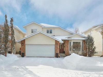 House For Sale In Henderson Estates, Edmonton, Alberta