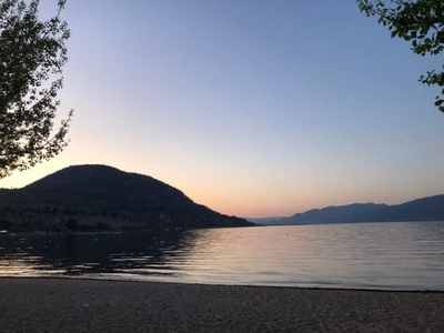 Penticton BC, Lakefront Property, Investment Opportunity Condo !