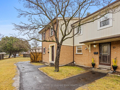 ✨SPACIOUS 3 BEDROOM TOWNHOUSE CLOSE TO ALL AMENITIES!