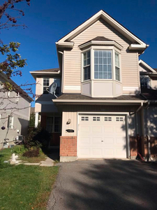 3 br 3 bath Kanata townhouse for rent available on June 27