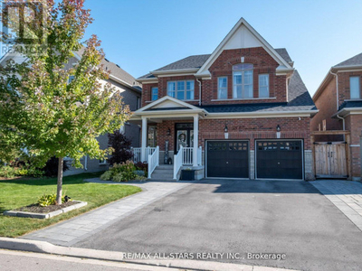 33 ROMANELLI CRES Bradford West Gwillimbury, Ontario