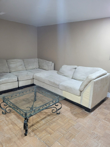 Newly renovated Legal basement 3 bedroom and 2 full washrooms