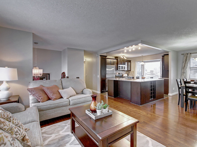 Calgary House For Rent | Huntington Hills | RENO, TASTEFULLY FURNSHD, AC, 6BDR