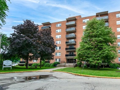 2 Bedroom Apartment Unit Sarnia ON For Rent At 1795