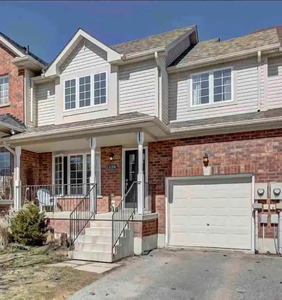 Freehold Townhouse in Barrie