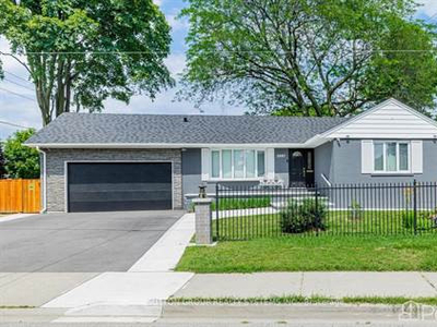 Homes for Sale in Cooksville Peel, Toronto, Ontario $1,299,000