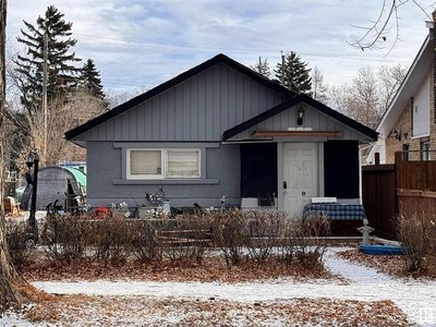 House For Sale In Calder, Edmonton, Alberta