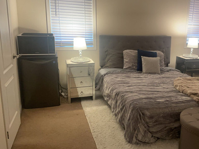 Primary Bedroom for rent!! (Master Suite)