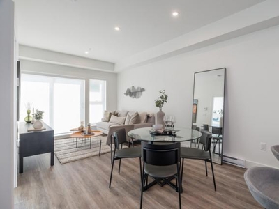 1.5 Bedroom Apartment Unit Squamish BC For Rent At 2300