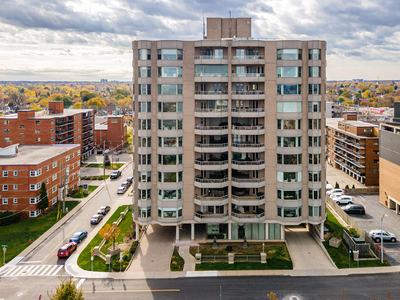 Condo/Apartment for sale, 174 Mountain Park Avenue 6 East, Greater Toronto Area, Ontario, in Hamilton, Canada