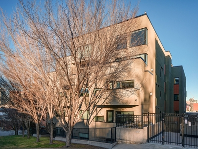 Condo/Apartment for sale, 1818 14 Street SW 301, Calgary, Alberta, in Calgary, Canada