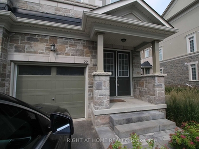 House for sale, 22 Kingsville Lane, in Richmond Hill, Canada