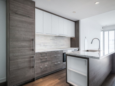 Toronto Apartment For Rent | 488 UNIVERSITY AVE. 3708