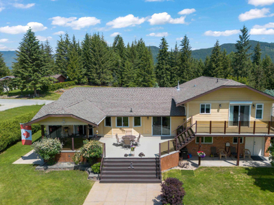 2472 Golf Course Drive, Blind Bay MLS® 10303699