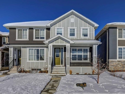 308 Lawthorn Way Se, Airdrie, Residential