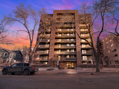 FOR SALE or TRADE Penthouse Condo in Oliver Downtown Edmonton AB