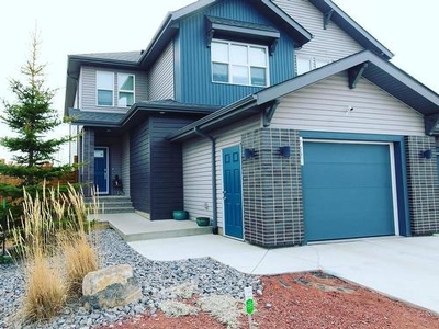 House For Sale In Charlesworth, Edmonton, Alberta