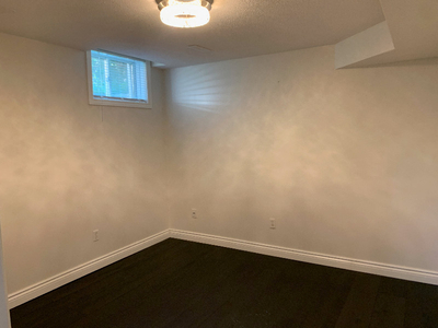 1 bathroom, 1 bedroom private unit May 1st 2024 Barrie