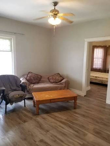 (DOWNTOWN) FURNISHED, Private King-ROOM, of 2-BedroomSuite!