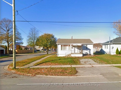 House for sale, 6241 Montrose Rd N, in Niagara Falls, Canada