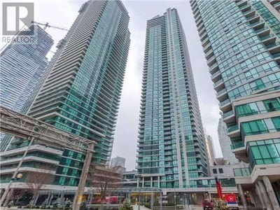 Luxury furnished one-bedroom in the heart of downtown Toronto!